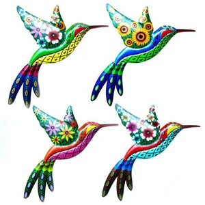 Hummingbird Metal Wall Art Decor Colorful Bird Hangings Ornament Garden Decor Wall Animal Sculpture For Fence Patio Yard