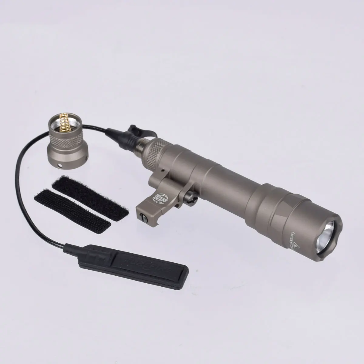 1500 Lumens M600 M640DF Offset Weapon Light Dual Fuel Constant Momentary Output Rifle Sout Night Remote Lighting Offset Mount