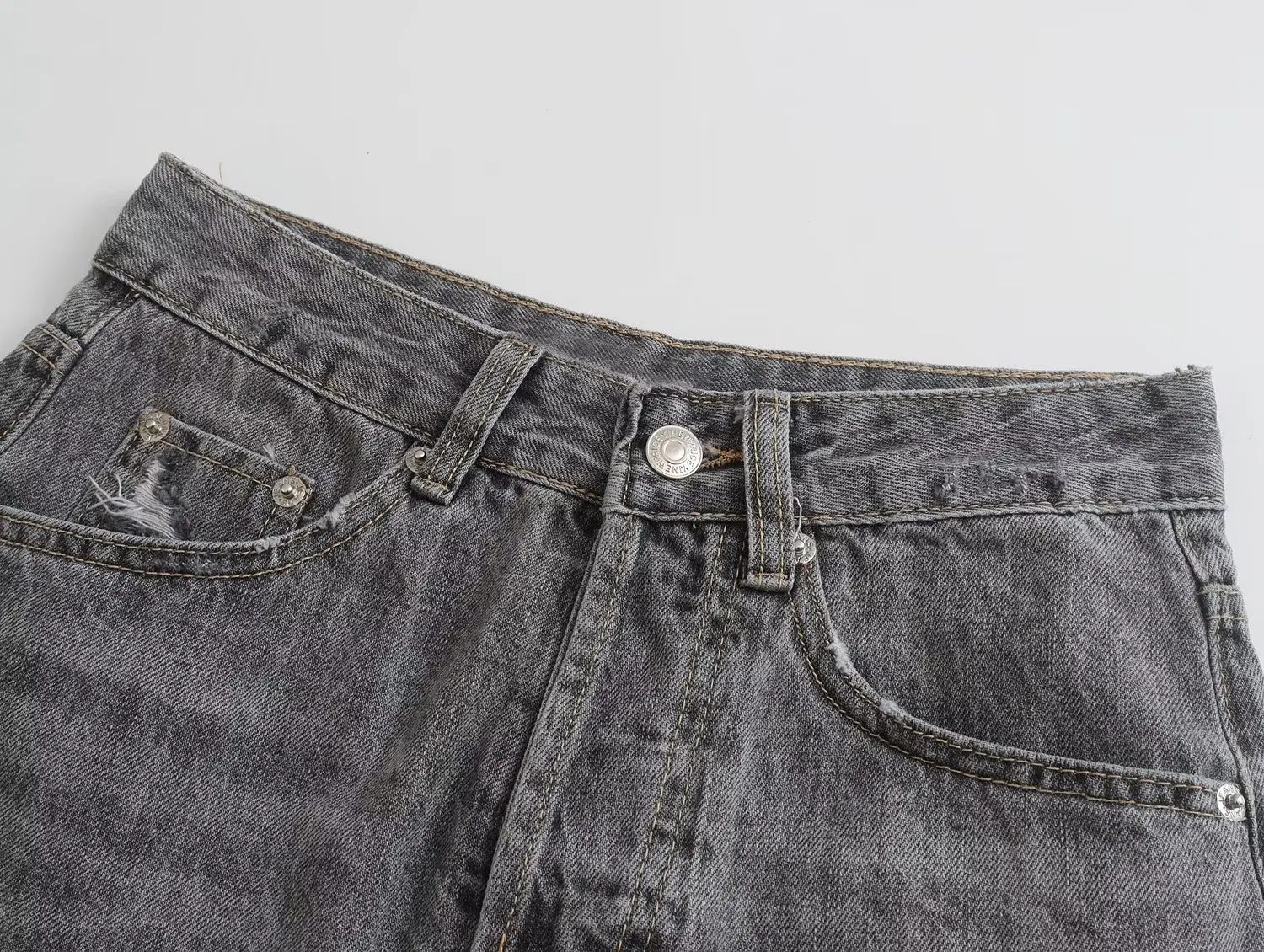 Jenny&Dave Summer Pure Cotton Girls Frayed Distressed Denim Mom Shorts Women Fashion High Street Casual Bermuda