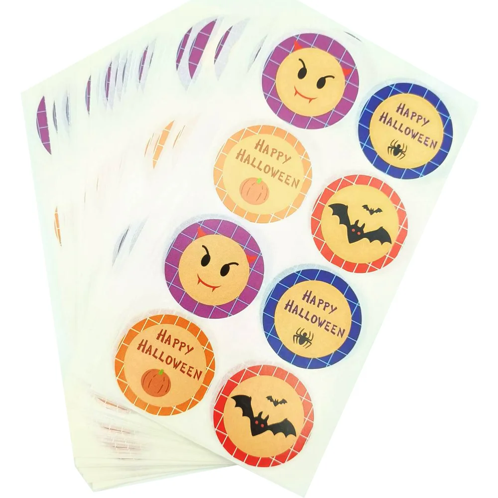 

500Pcs Halloween Round Stickers Pumpkins Bats Spiders Vampires Packaging Sealing Stickers Holiday Wrapping Happy Halloween