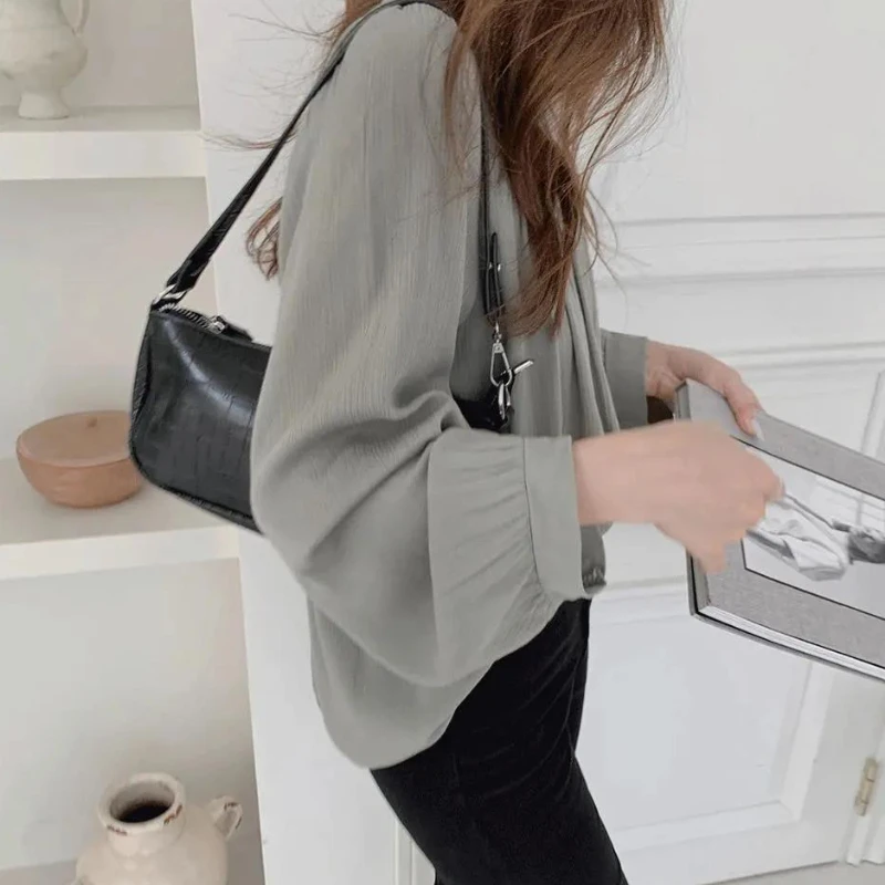 Блузка женская с квадратным вырезом простые нежные однотонные рубашки в