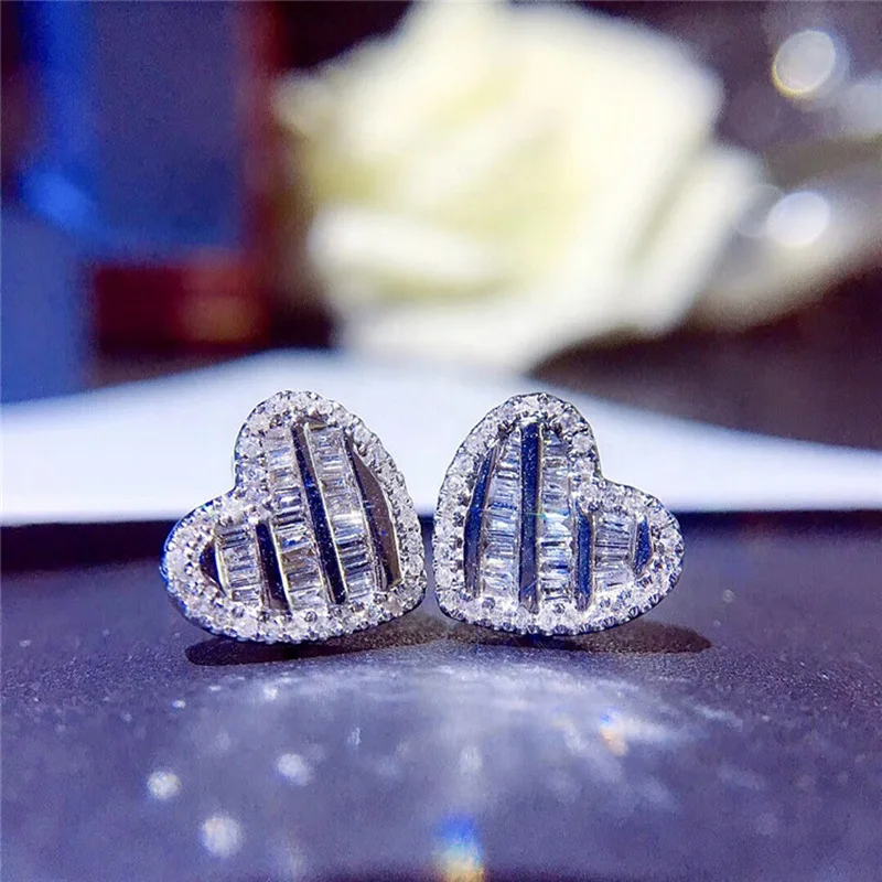 

New Luxury Trendy Silver Plated Heart Stud Earrings For Women Shine White CZ Stone Full Paved Fashion Jewelry Party Gift Earring