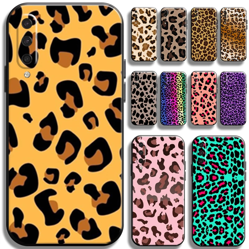 

Fashion Leopard Print Phone Case For Xiaomi Mi CC9 Mi CC9e Mi CC9 Pro Funda Coque Shockproof Shell Soft Black Liquid Silicon