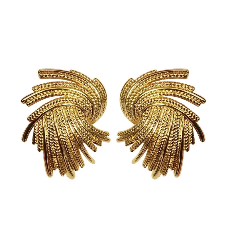 

2022 New European and American retro personality earrings woven with unique design metal texture fashion women's earrings