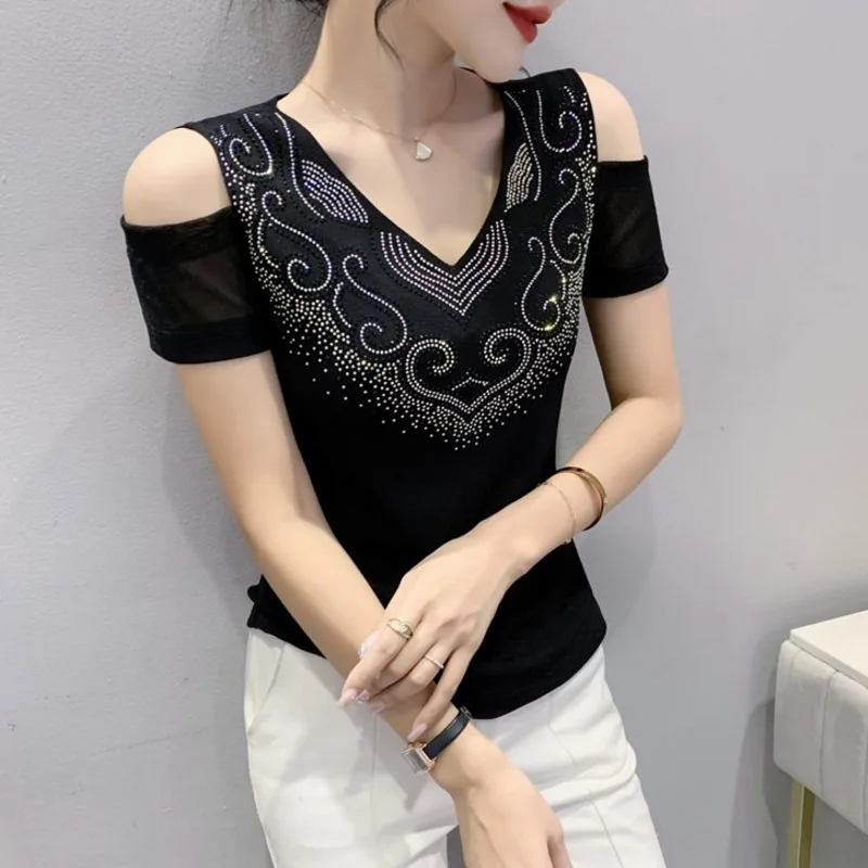 

Черная, зеленая, синяя футболка с открытыми плечами для женщин, v-образный вырез, бриллианты, сексуальная облегающая сетчатая женская футбол...