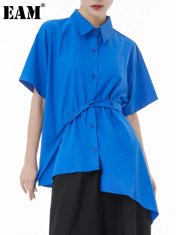 

[EAM] Women Rose Red Irregular Button Big Size Blouse New Lapel Short Sleeve Loose Fit Shirt Fashion Spring Summer 2022 1DF0500