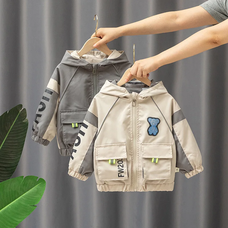 

Куртка с капюшоном для мальчиков, на возраст 1-6 лет