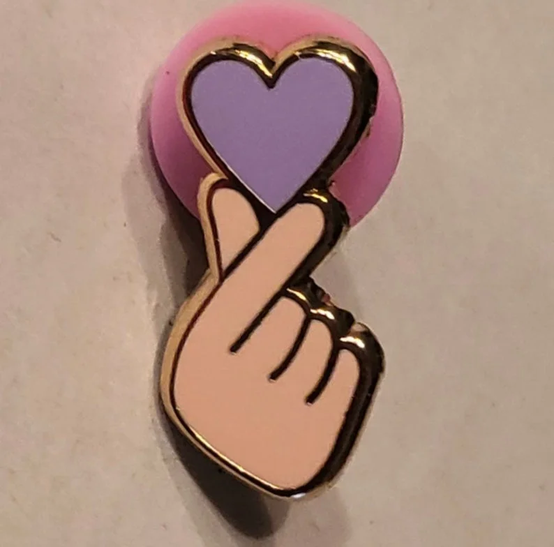 

1 pc Borahae I Purple You Pin enamel pin I Love You Pin Kpop Hallyu Korea Seoul South Korea