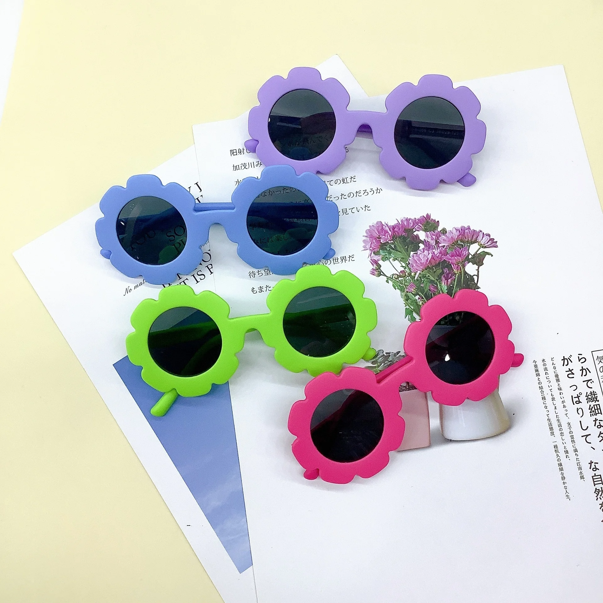 

trendy New Fashion baby Sunflower sunglasses children's silicone polarized sunglasses Travel anti-UV sunglasses