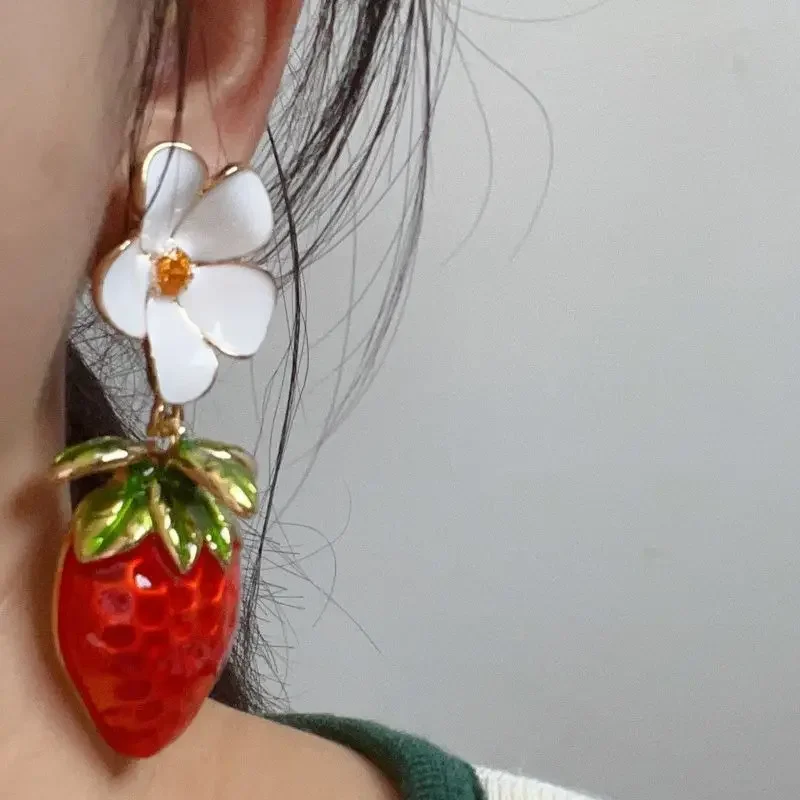 NISHIZAWA милые серьги с клубникой для женщин цветы капельная глазурь элегантные
