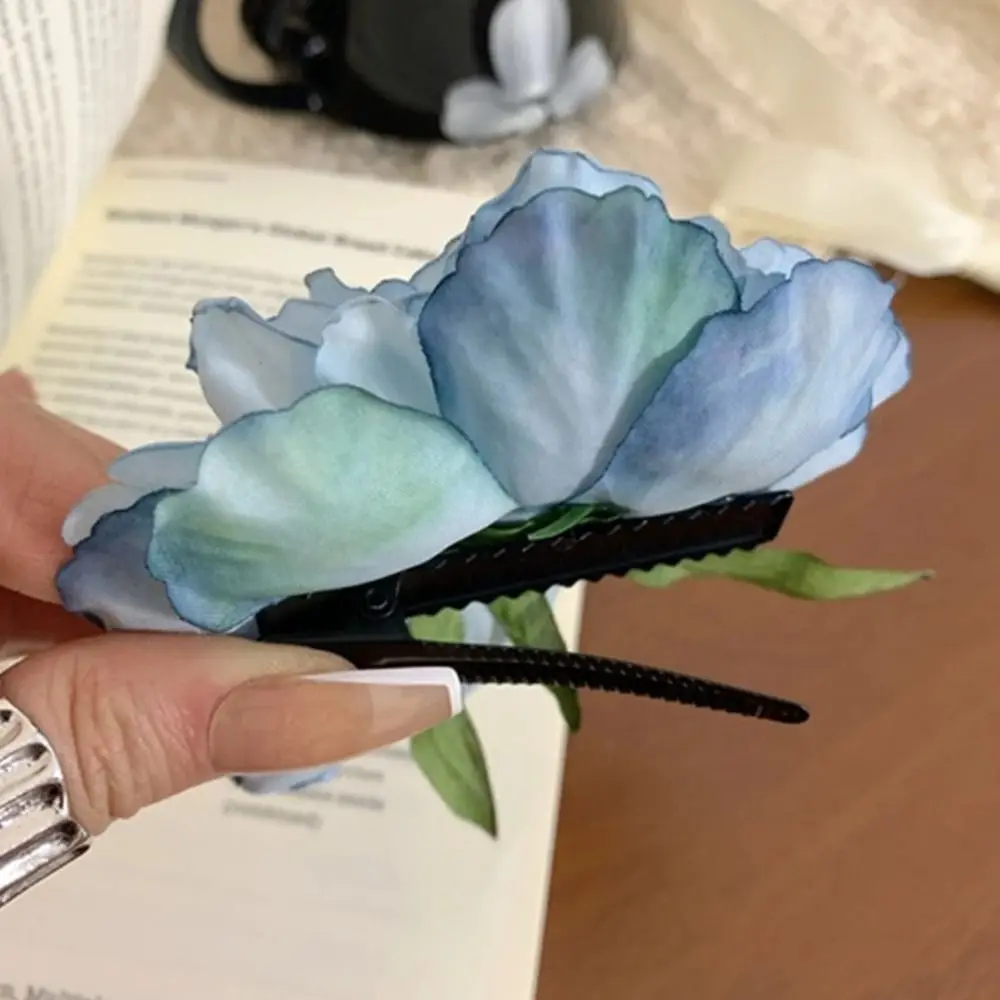 Заколка для волос с цветами пиона