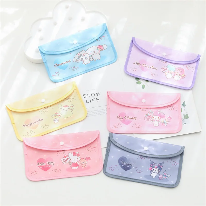 

Sanrios Anime Kuromi Melody Cinnamoroll Kt Mask Storage Bag Portable PP Face Mask Holder Dustproof Mask Files Bag Pencil Bags