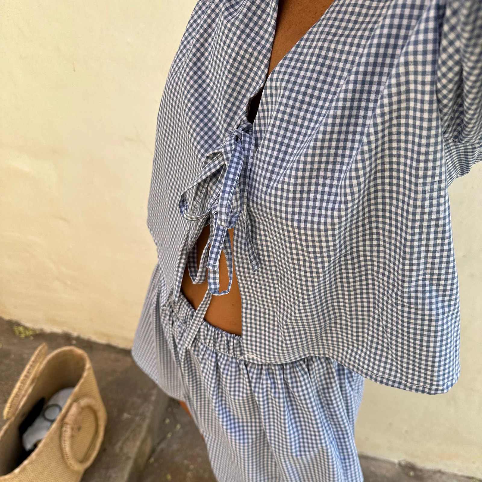 Женский наряд в клетку Свободный V-образный вырез с пышными рукавами Топ завязкой