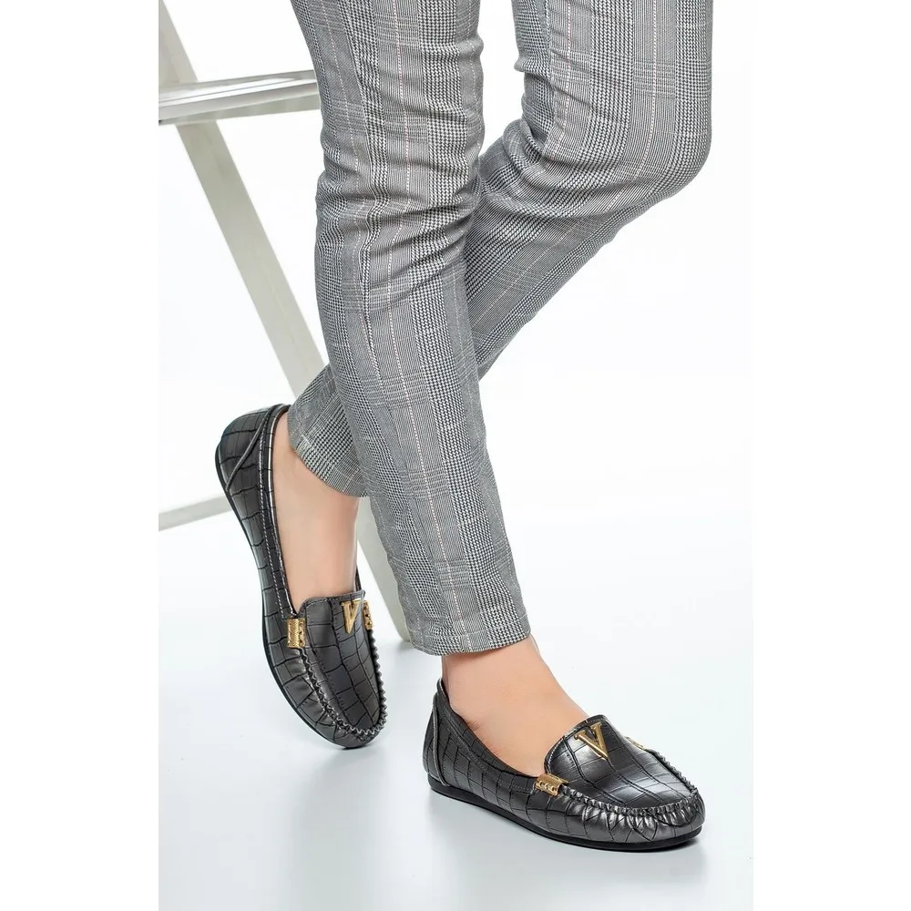 

Dorlie Женская Повседневная Классическая обувь