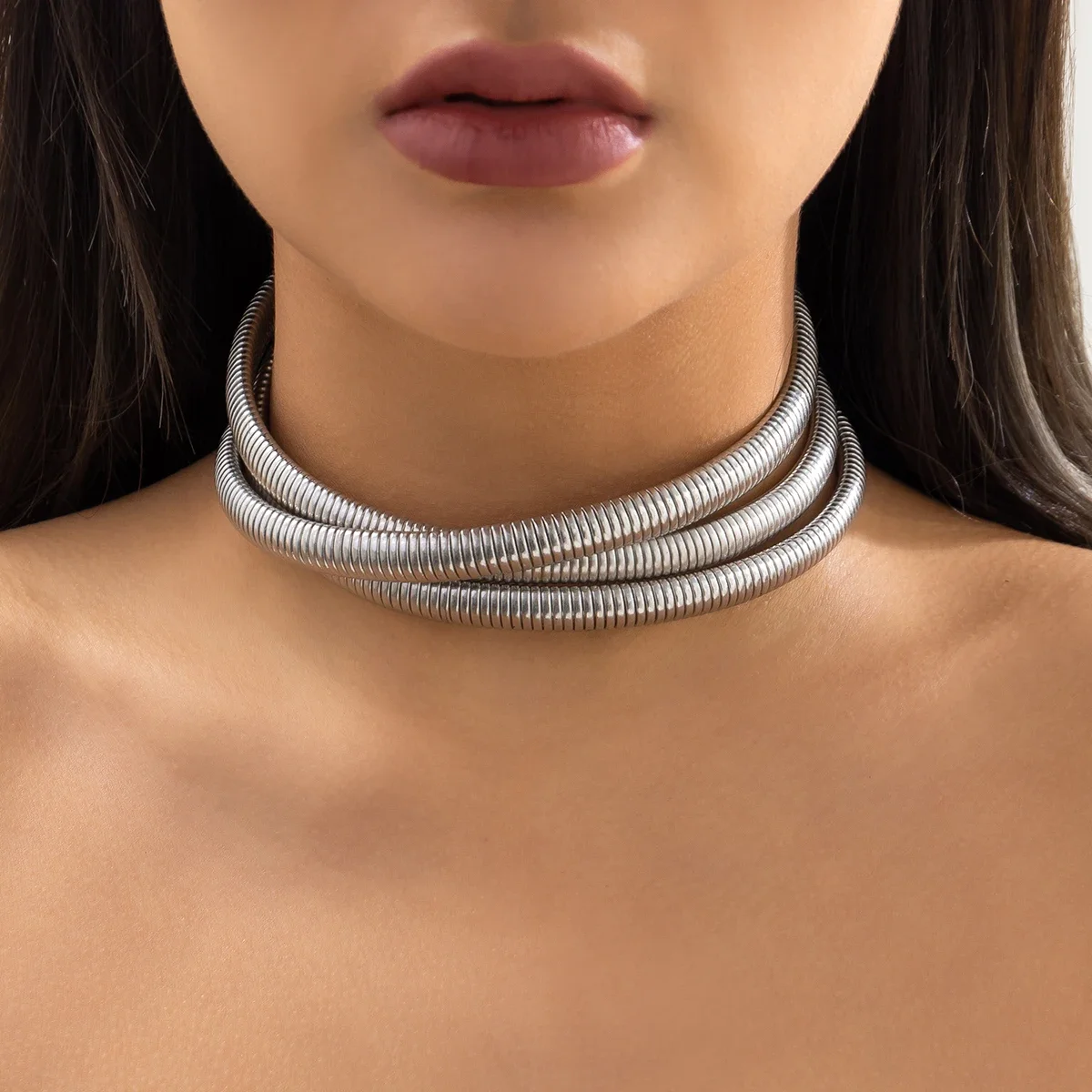 

Exaggerated Chunky Heavy Metal Twisted Torques Choker Necklace for Women Spiral Big Chain Grunge Jewelry Steampunk Men