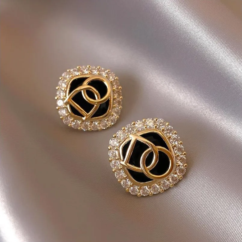 

Bilincolor Micro Set Zircon Letter Do Square Stud Earrings For Gift or Party