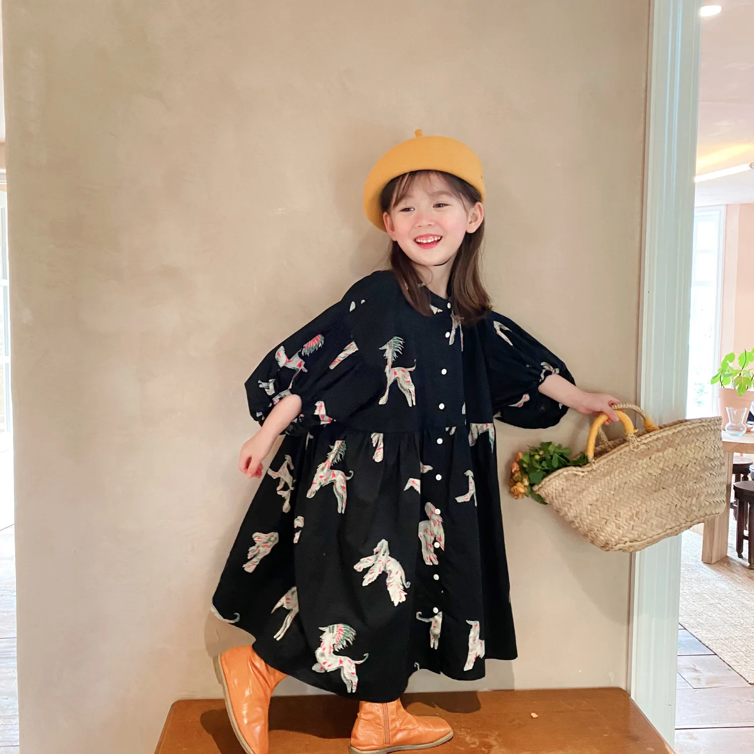 

8354 Hot Sale Baby Girl Clothes Colorful Horse Print Dress Korean Cotton Baby Girl Loose Dress Party Dress