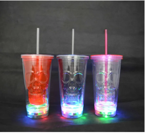 

Пуговица светящаяся вспышка красочный Череп Призрак головка чашка Двойная прозрачная 450 мл соломенная чашка подарок на вечеринку в честь Хэллоуина