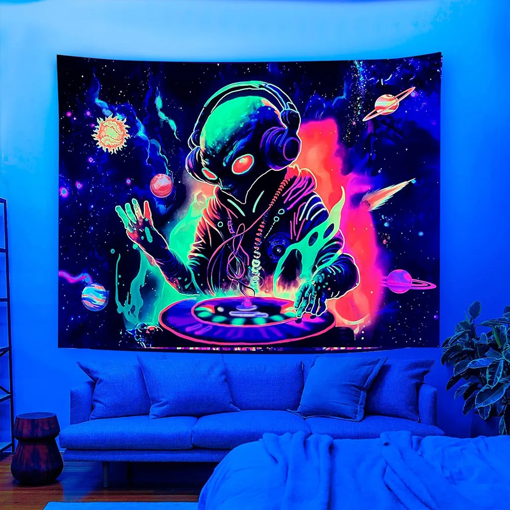 

Неоновый гобелен "Alien DJ", полиэстер