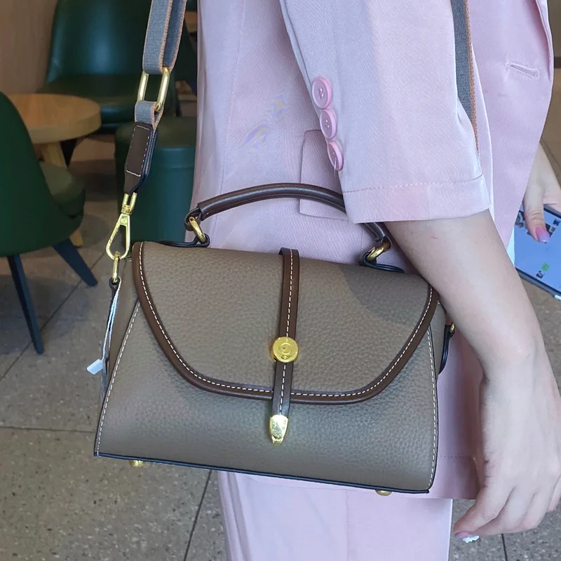 

Маленькая женская сумка из натуральной кожи, новинка 2023, летняя популярная сумка-мессенджер, модная Универсальная кожаная сумка на одно плечо, нишевая сумка