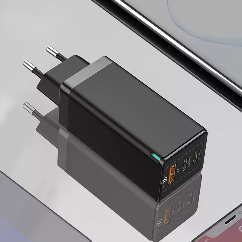 

Устройство зарядное сетевое с USB-портами и QC 4,0 4,0, 65 Вт