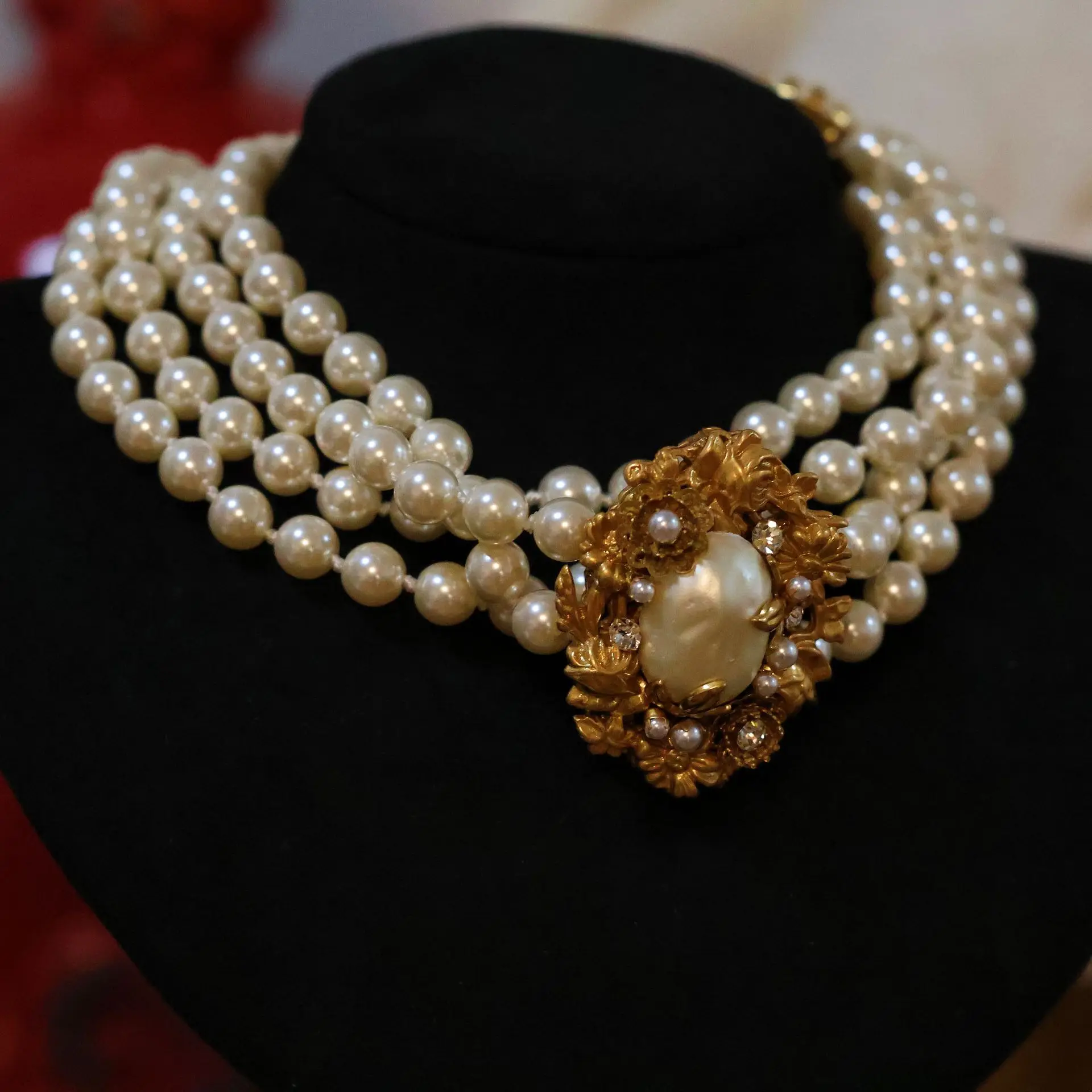 

High quality vintage brass gold plated flower pearl antique brooch necklace