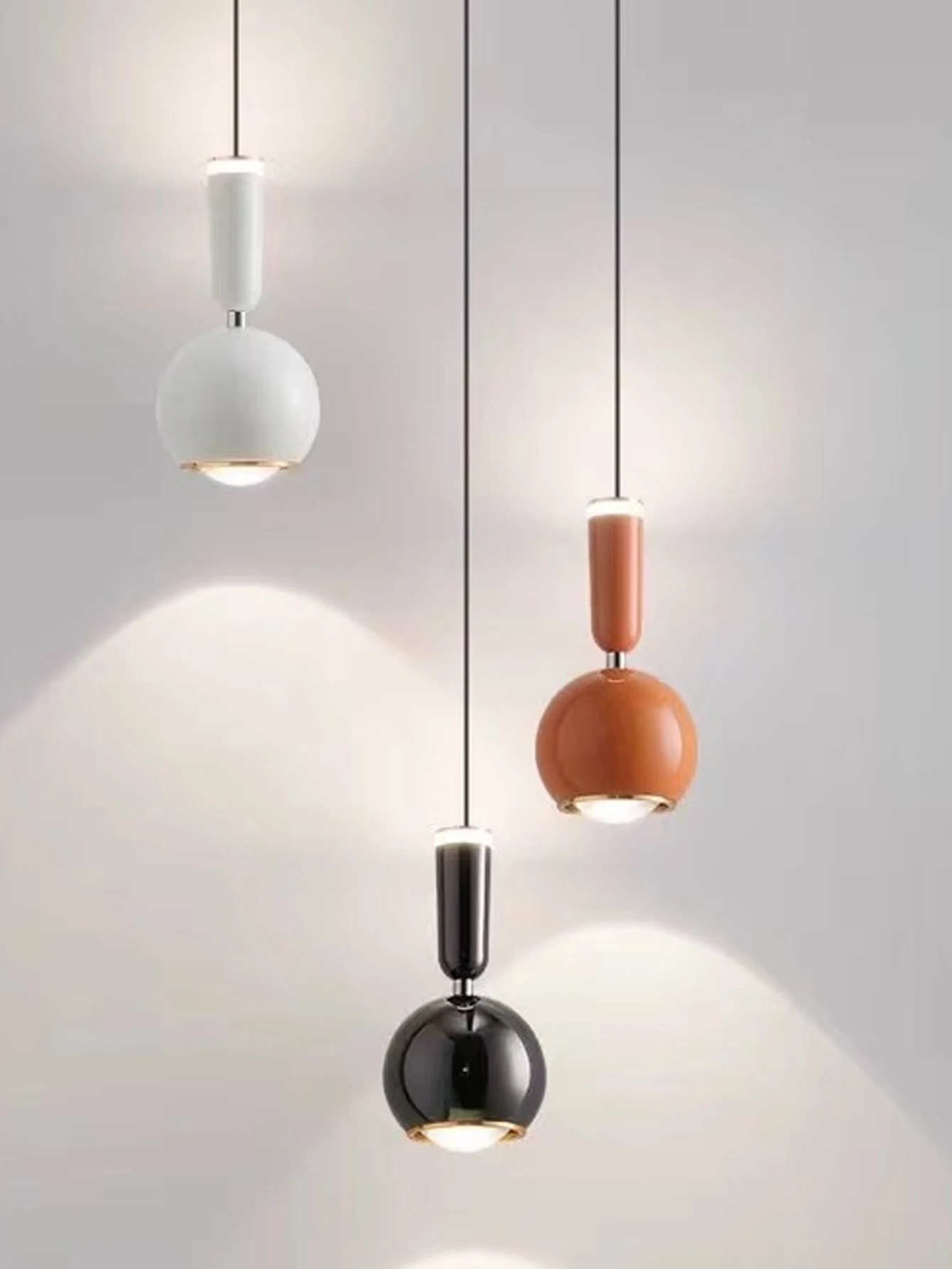 Подвесной светильник в минималистичном стиле