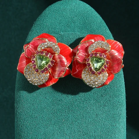 LOVE GREEN LIVE GREEN Серьги-гвоздики с горным хрусталем