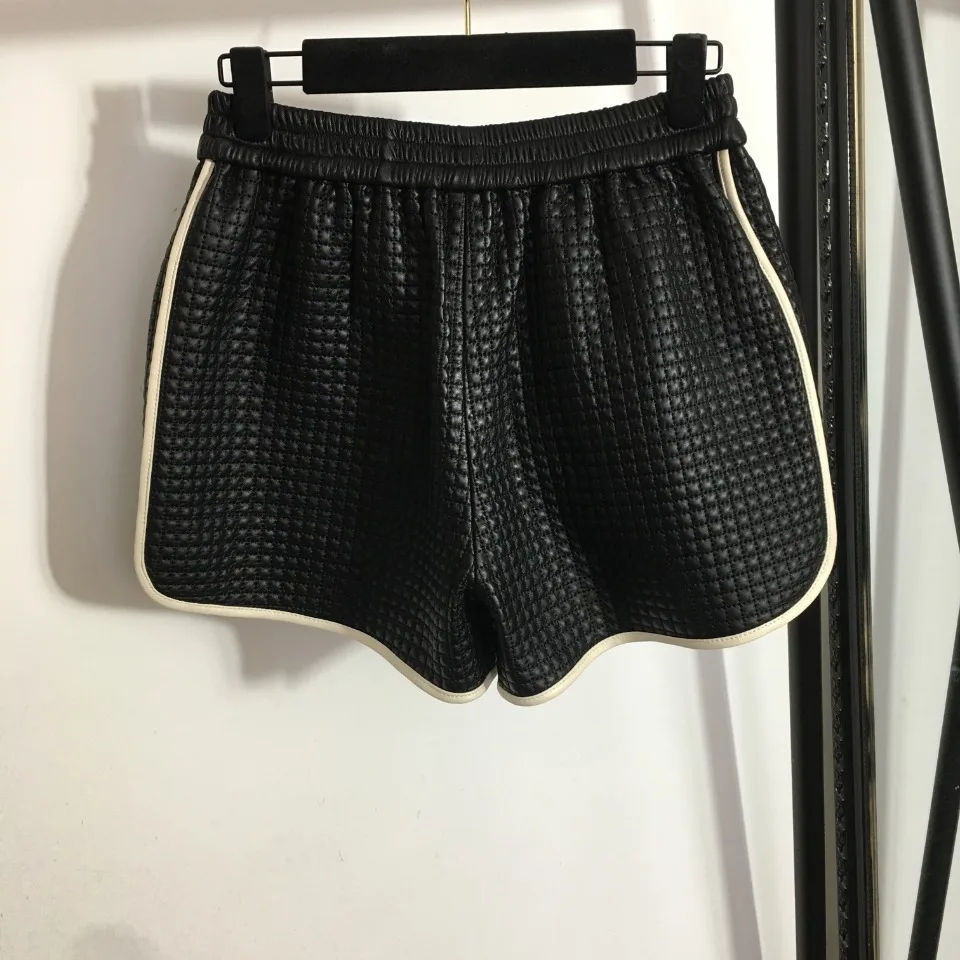 2023 Summer And Autumn New Lederhosen Wide Leg Pants Thin Plaid Pocket Casual Pants Elastic Waist Show White 6747