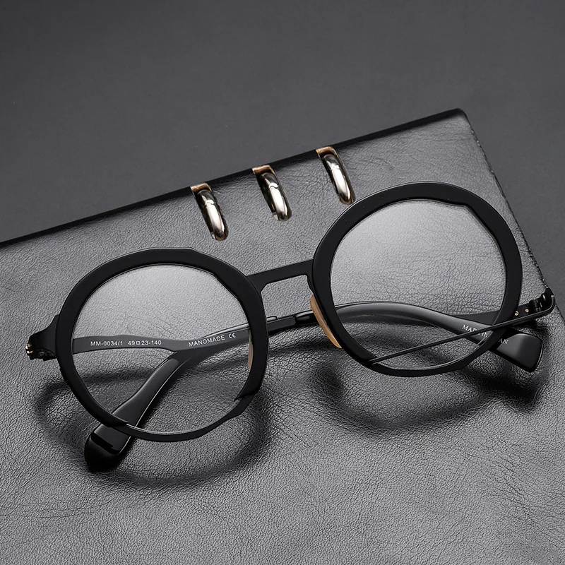 

Glasses MM0034 myopia can be equipped with a large frame personality fashion round frame metal spectacle frame.