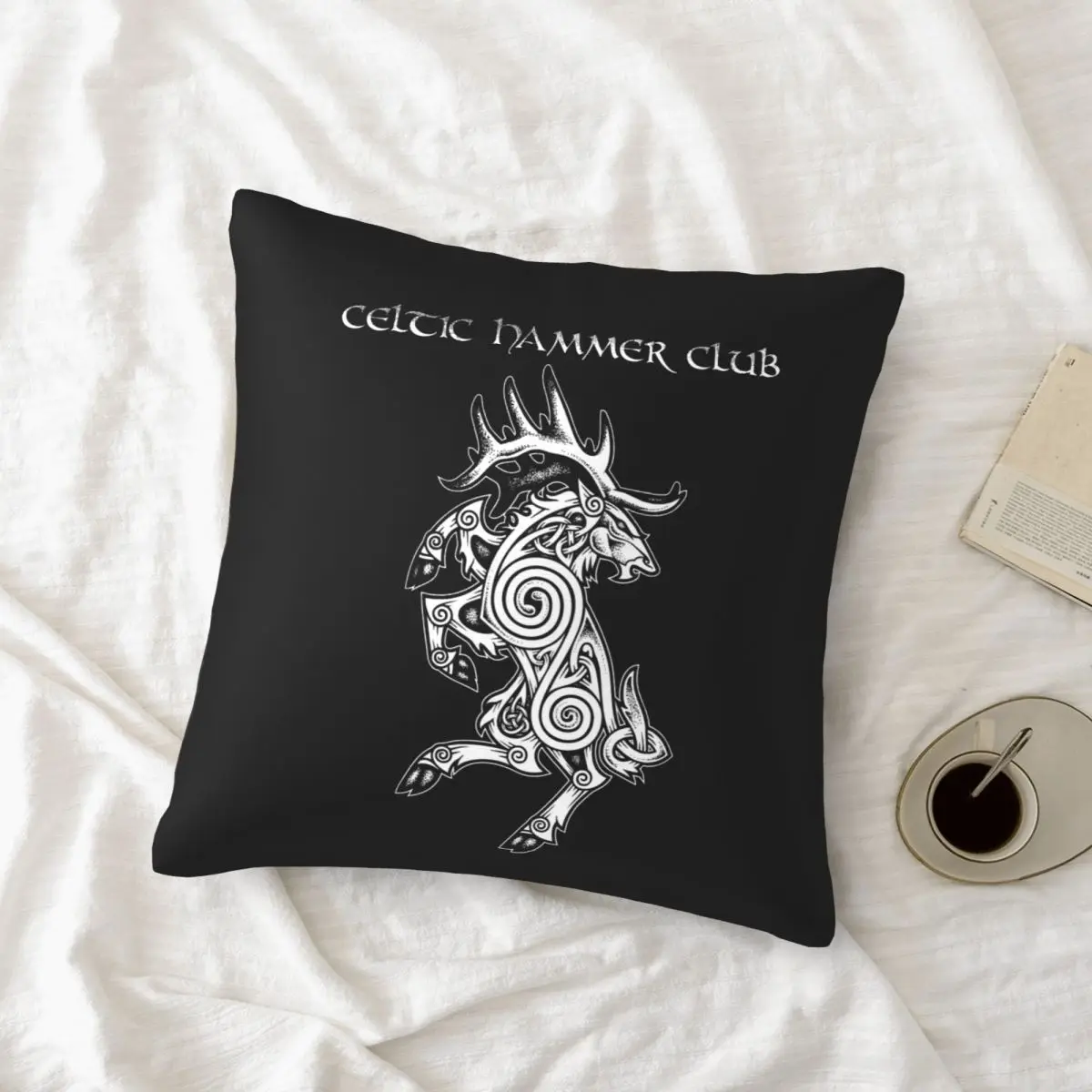 

Celtic Elk Rampant Pillowcase Printed Cushion Cover Sofa Waist Pillow Pillow Cover