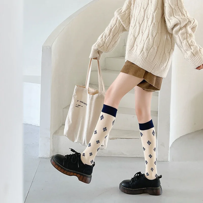 

JK Japanese Kawaii Cute Knee Socks Stockings British Style School Girl Long Socks Stockings Women Fashion Autumn Winter Stocking