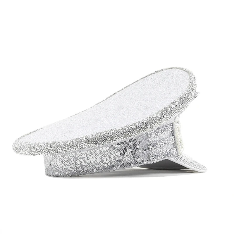 Рисунок 3 - Блестящая шляпа невесты с бриллиантами