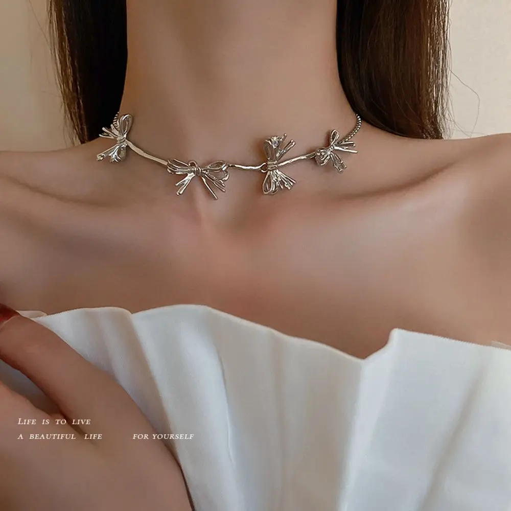 

Chic Sweet Personality Sliver Bow Pendant Choker Necklace for Women Girls 2023 Trendy Punk Daily Party Necklace Y2K Kpop Jewelry