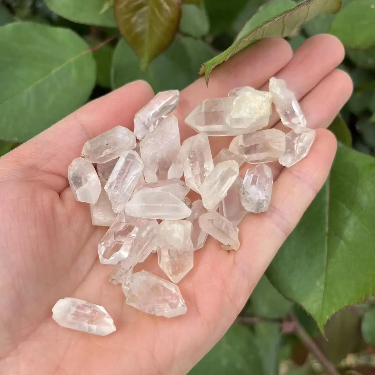 

100g New Clear Healing Crystal Stone Quartz Single Natural Clear Column Decoration Pointed Collectables DIY Craft Random Size