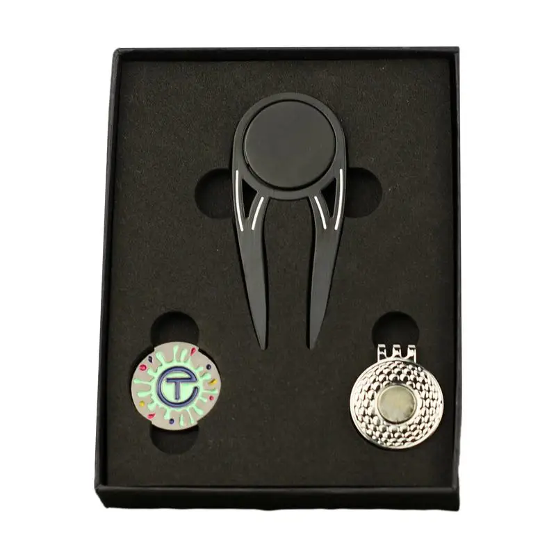 

Ремонтный инструмент для гольфа портативный семейный набор с маркером для мяча для гольфа и инструментом для ремонта газона