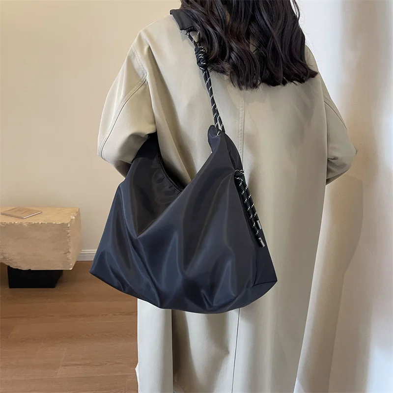 Новая сумка для поездок нейлоновая ткань вместительная студентов классная на