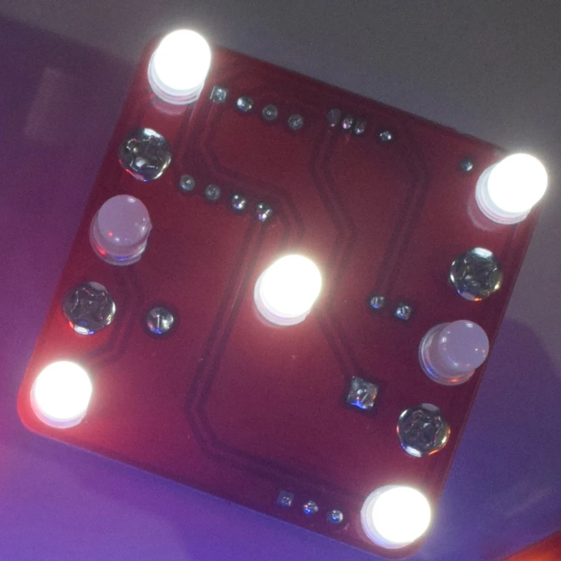 DIY Swing Shaking LED с небольшим вибрационным двигателем Электронные наборы сделай сам