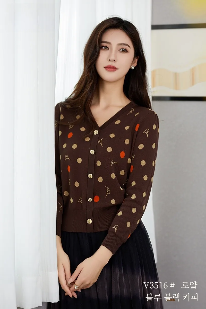 Weishina 24 Spring New Middle-aged Women Dress Fashion V-neck Polka Dot Long sleeve Knit Sweater V356