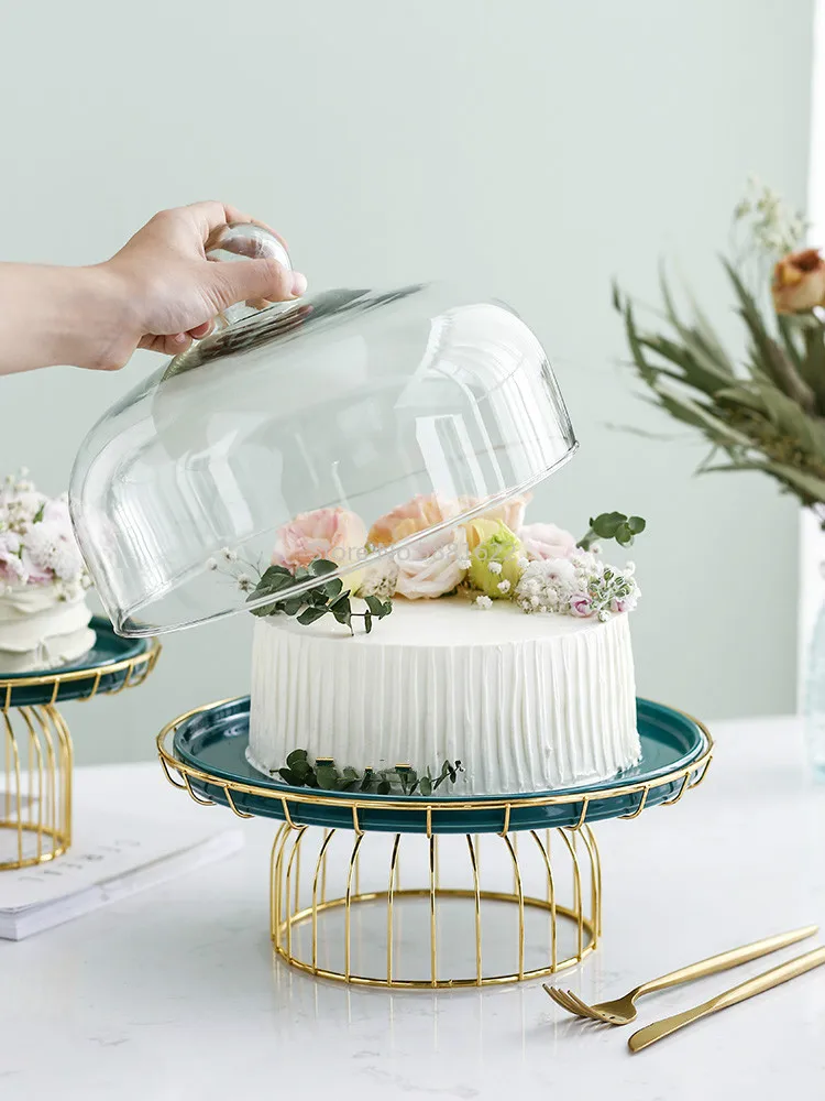 

Скандинавская кованая тарелка для торта, керамическая тарелка, прозрачная стеклянная крышка, тарелка для фруктов в гостиной, демонстрационная подставка для десертного стола