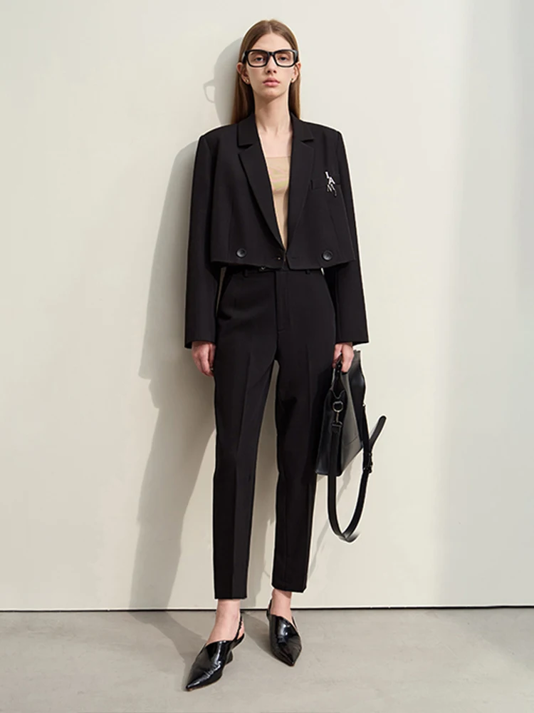 Женские блейзеры в минималистском стиле Amii новинка весны 2024 свободная