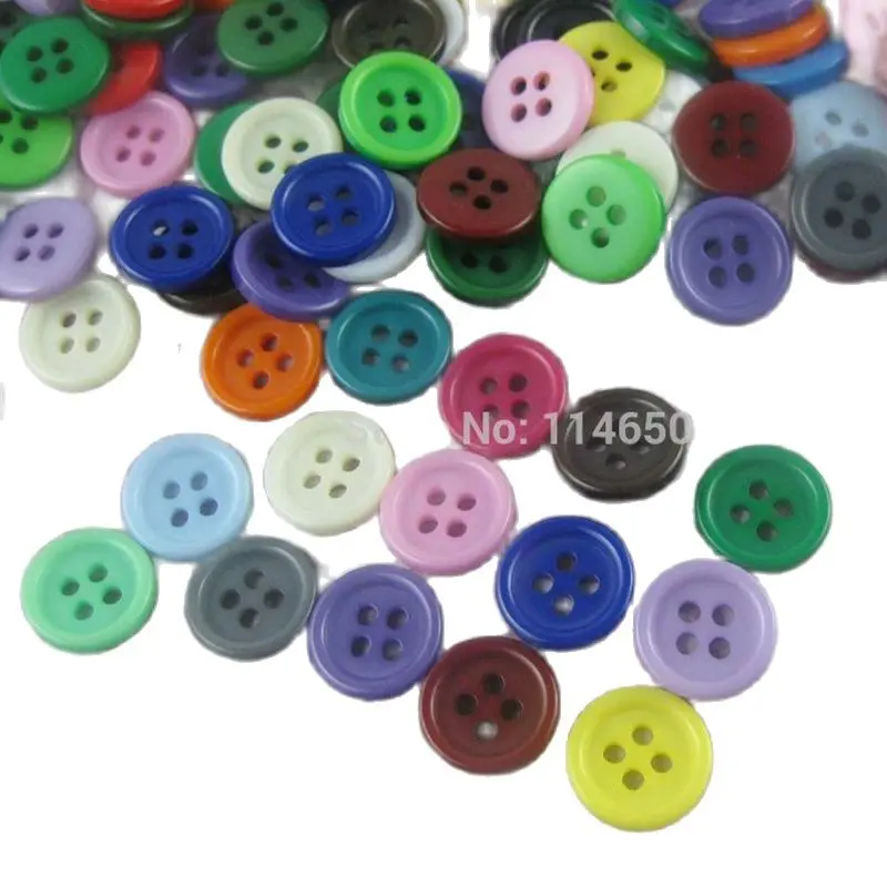 

100 PCS/LOT Random Mix 4 Holes Resin Sewing Buttons Garment botoes Scrapbooking accessories 11mm Bouton