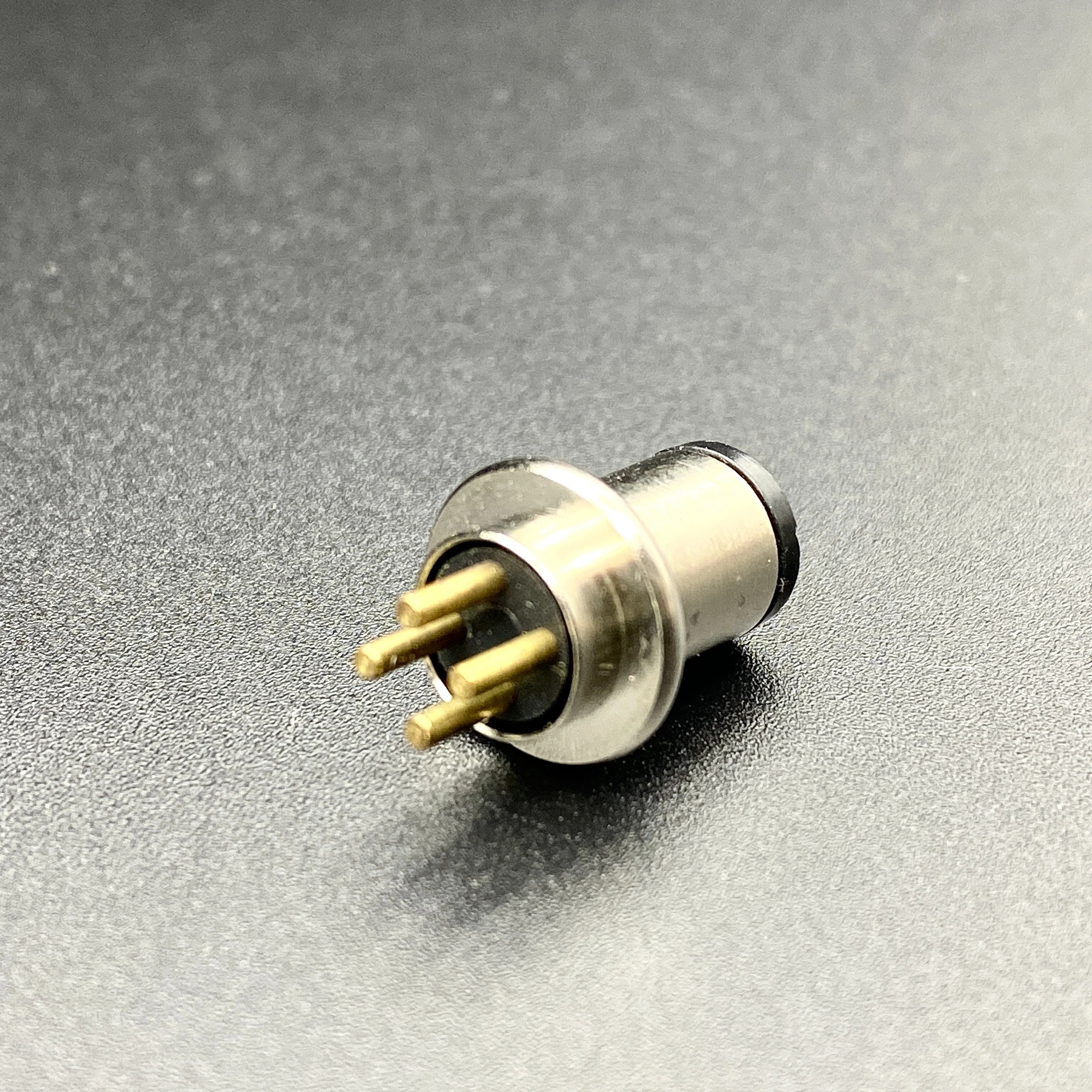 4-контактный разъем для проигрывателя Technics1200 1210 LP