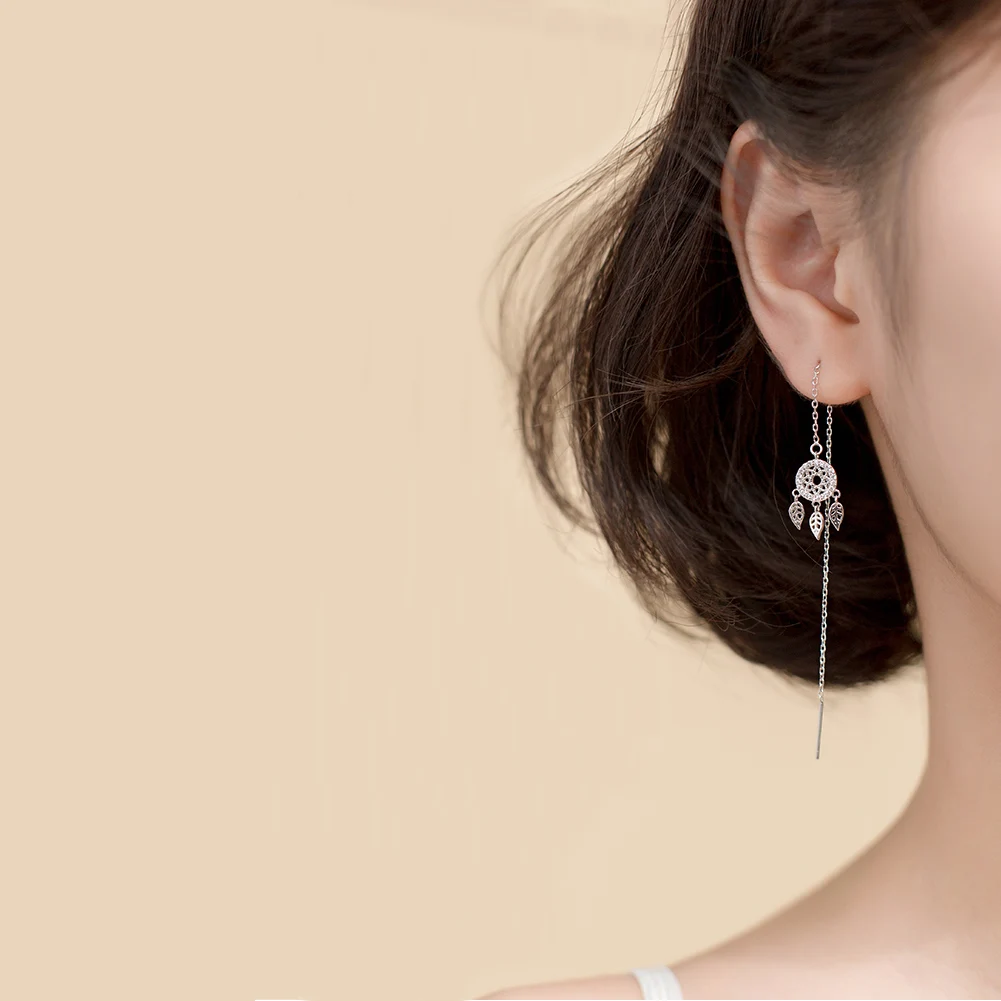 

Temperament: Fashionable Dream Catcher Ear Line