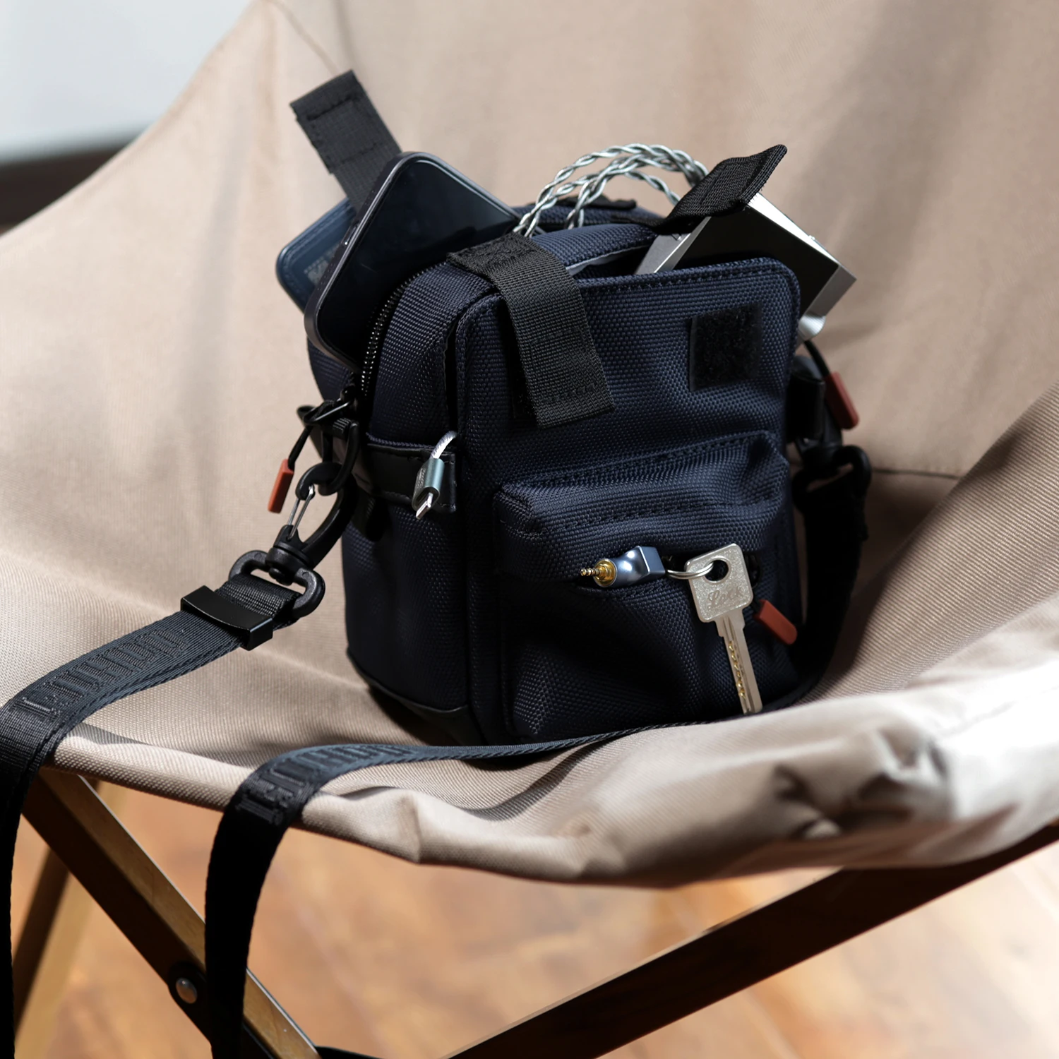 Сумка для хранения DD ddHiFi C2022 аудиофилов темно-синяя чехол Hi-Fi плееров наушников