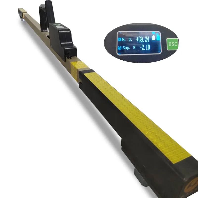 

Digital tracking gauge for surveying railway