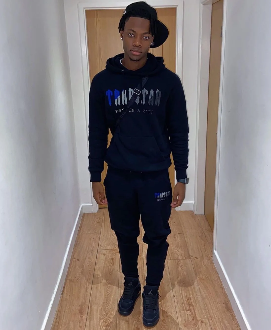 

Trapstar Embroidery Men's Sweater Suit Letter Hoodies Pants Sweatshirt Set Harajuku Hip Hop Casual Clothes Streetwear Sportswear