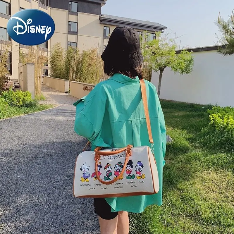 Disney Mickey Mouse Travel Duffle Bag for Women Unisex Cute Large Capacity Crossbody Handbag for Business Travel Gym