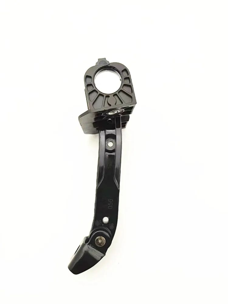 OEM: 51217259243 51217176807 Ограничитель дверной ручки для передней части L или R BMW E90 E91 316i 318i