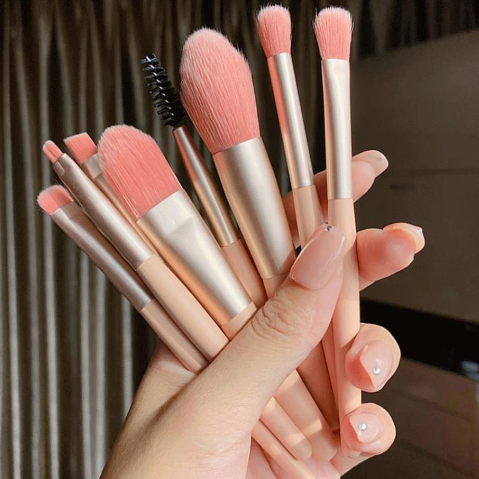 

Professional Makeup Brushes Set Cosmetic Powder Eye Shadow Foundation Blush Blending Concealer Girls Beauty Make Up Tool Brushes